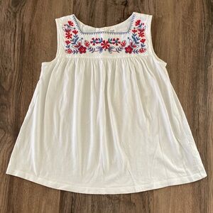 Gap Girls sleeveless 100% cotton embroidered top